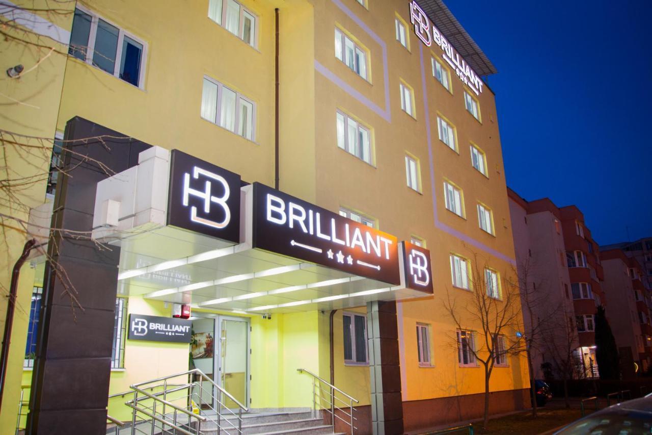 Hb Brilliant Hotel Braşov Esterno foto